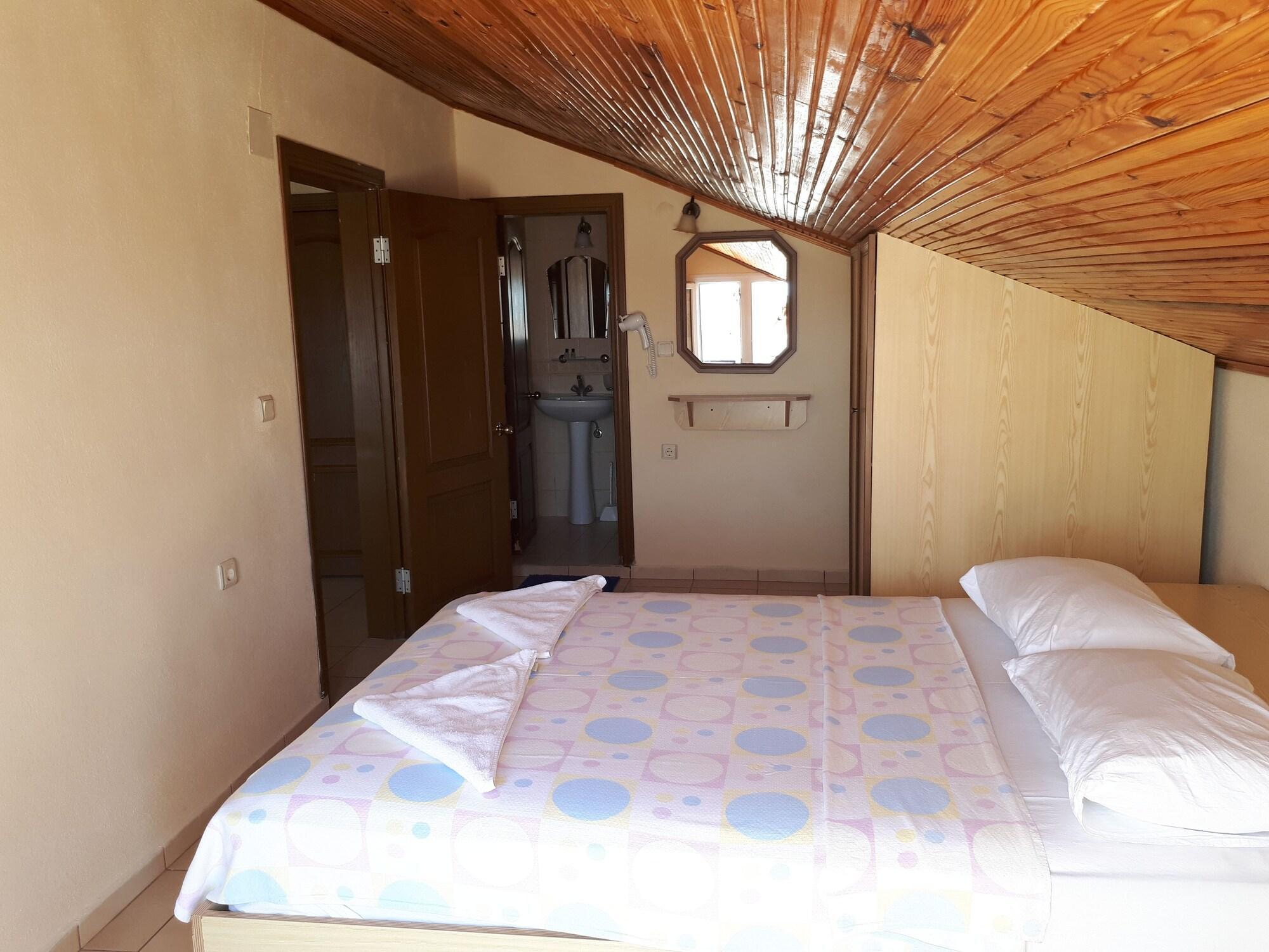 Everest Apart Hotel Oludeniz Exterior photo