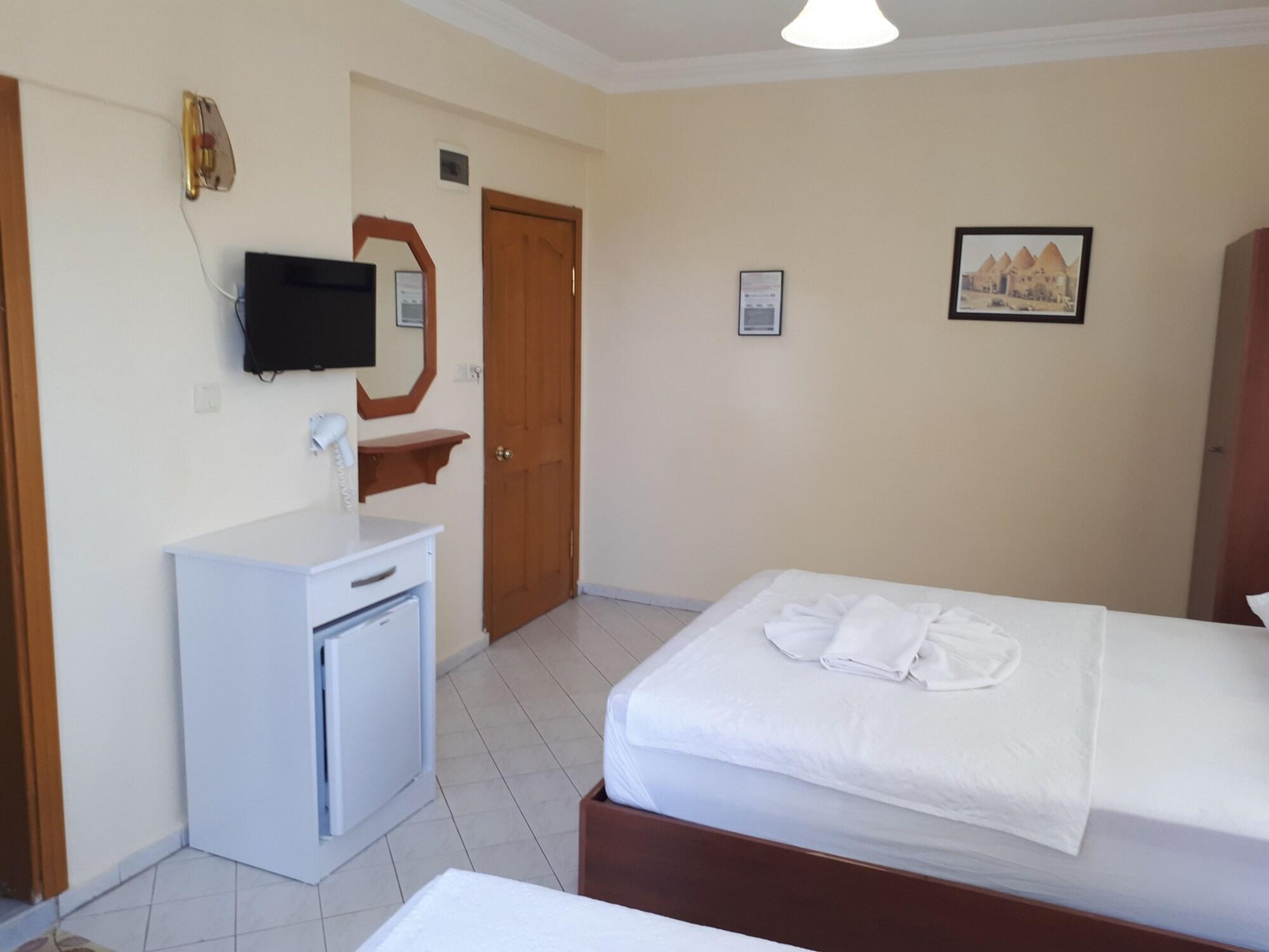 Everest Apart Hotel Oludeniz Exterior photo